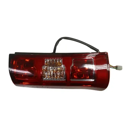 FAROL TRA IZQ FAW V80