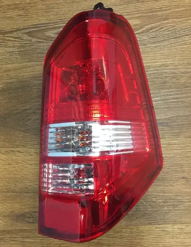 FAROL TRA DER DFSK K05S 2019 (FURGON)