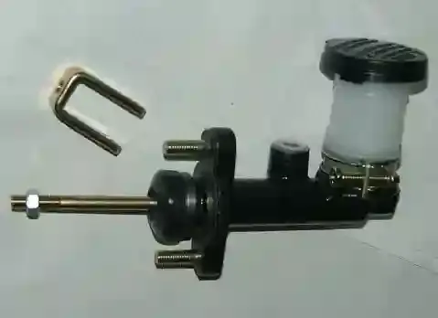 BOMBA EMBRAGUE ISUZU P-UP (5/8)
