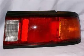 FAROL TRA DER NISSAN SENTRA B13 91 (MEXICO) DEPO
