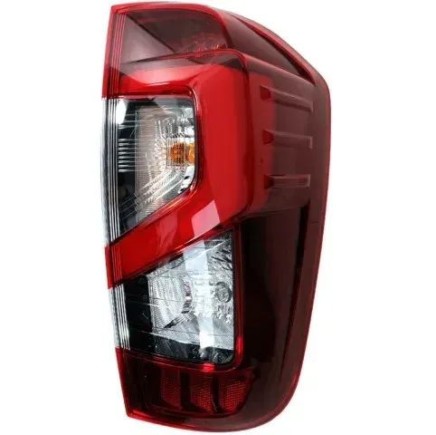 FAROL TRA IZQ NISSAN FRONTIER NP300 22