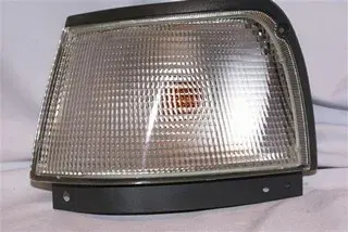 FAROL DEL IZQ ASIA TOPIC