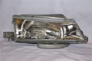 SEMIOPTICA DER DAEWOO CIELO