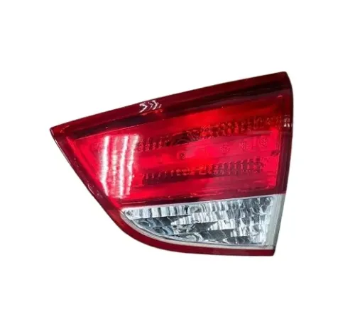 FAROL PORTON DER HYUNDAI TUCSON 2010