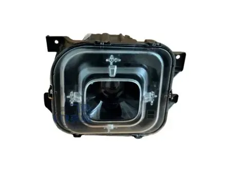 SEMIOPTICA DER GEELY GEOMETRY E