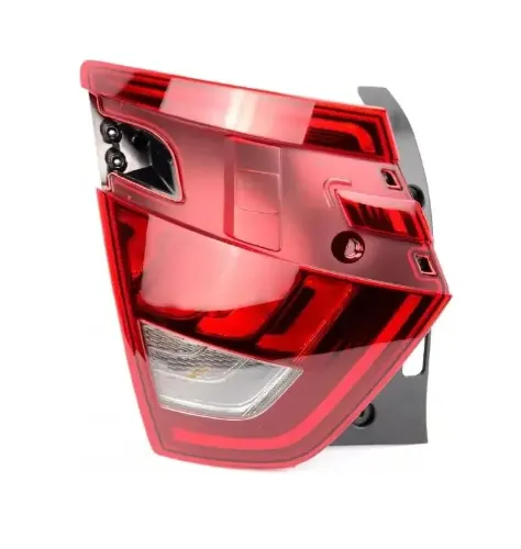 FAROL TRA IZQ HYUNDAI CRETA 23