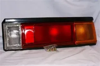 FAROL TRA DER TOYOTA COROLLA 81 DEPO