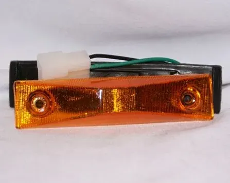 FAROL GUARDABARRO TOYOTA COROLLA 81