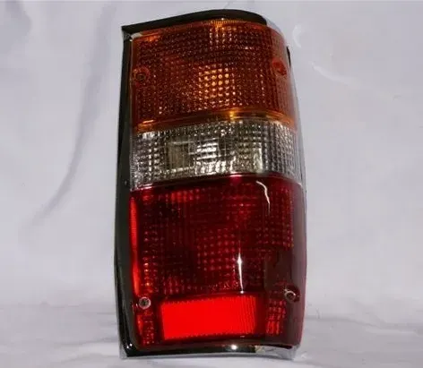 FAROL TRA DER MITSUBISHI L200 90 (CROM) DEPO