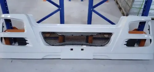 PARAGOLPE DEL SINOTRUK HOWO (METAL)