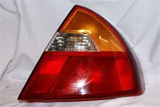 FAROL TRA DER MITSUBISHI LANCER 98 DEPO