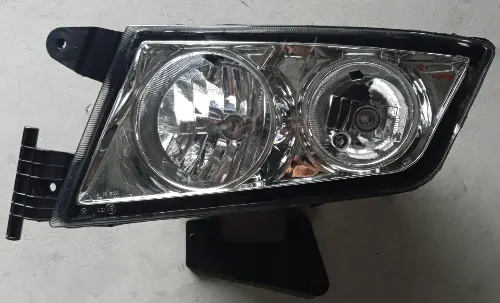 SEMIOPTICA IZQ HOWO C7H 540