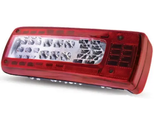 FAROL TRA IZQ UNIVERSAL LED 24 VOLTS CON MATRICULA