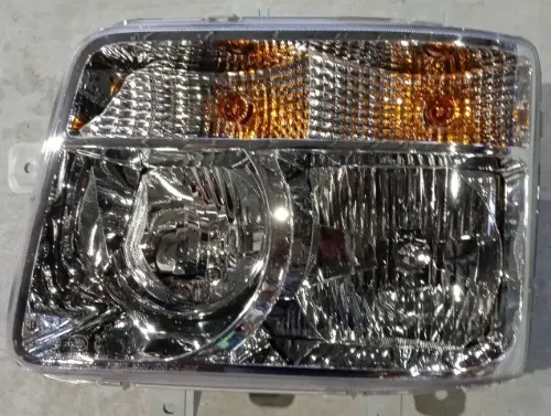 SEMIOPTICA IZQ HYUNDAI HD170 ORIGINAL