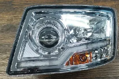 SEMIOPTICA IZQ FOTON AUMAN GTL 380 2017