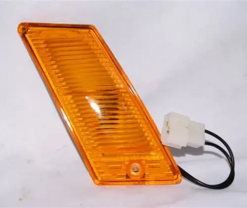 FAROL GUARDABARRO DER MITSUBISHI COLT 81